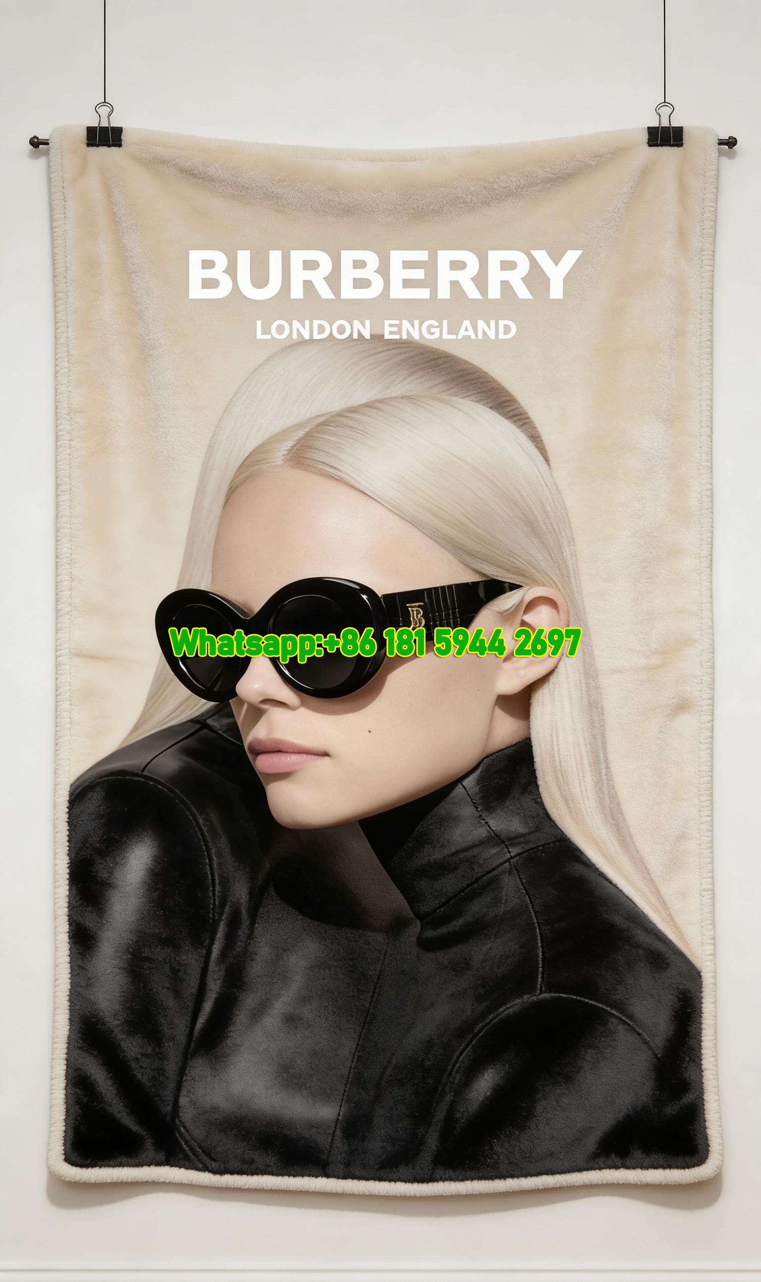 Burberry TB Monogram Oval Sunglasses Flannel Throw Blanket B130